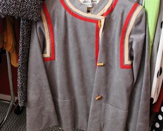 LOTS of vintage ladies clothing ,shoes & accessories 