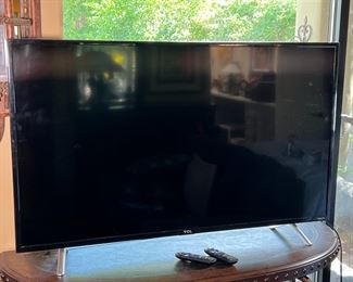 TCL 49in Class 4-Series 4K UHD HDR Roku Smart TV 27.5 x 43.5 x 9in HxWxD