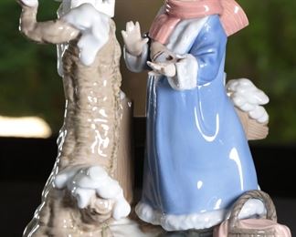 Lladro 5287 Winter Frost Porcelain Figurine 9.5 inches high