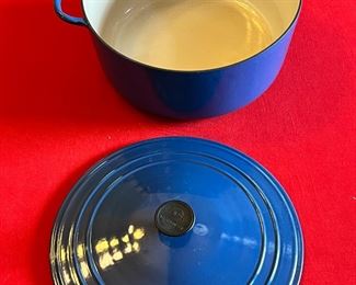 Le Creuset Enameled Cast-Iron Pot Large 9 x 13.75in diameter.