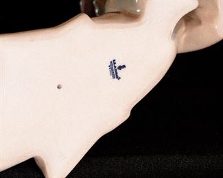 Lladro 4618 Clown Reclining Lying Down With Beach Ball Porcelain Figurine 6.5 inches high.