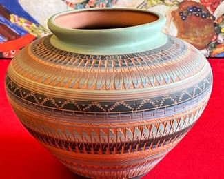 Bernice Watchman Navajo Etched Pottery Native American 10.75 x 7.5 at rim
