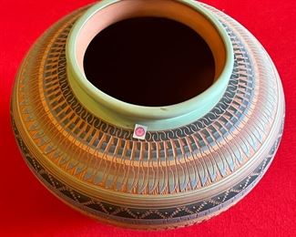Bernice Watchman Navajo Etched Pottery Native American 10.75 x 7.5 at rim