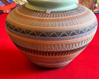 Bernice Watchman Navajo Etched Pottery Native American 10.75 x 7.5 at rim