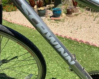 Schwinn Trailway Aluminum Mountain Bike Crank to seat post 17.5.