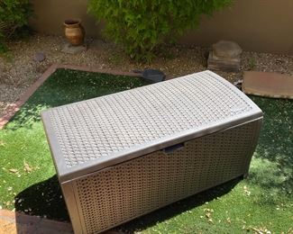 Suncast DBW9200 Resin Deck Box 24.5 x 49.5 x 24. HxWxD