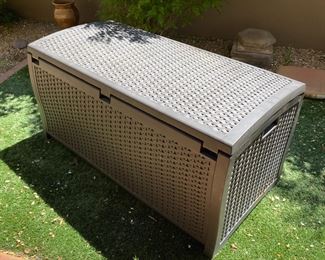 Suncast DBW9200 Resin Deck Box 24.5 x 49.5 x 24. HxWxD