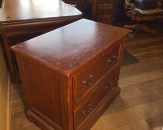 2 Drawer File Cabinet 30.5 x 33.5 x 21.25in HxWxD