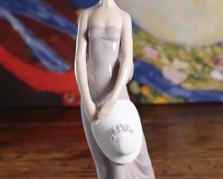 Lladro 5598 Standing Bridesmaid in Purple Dress Porcelain Figurine 8 inches high