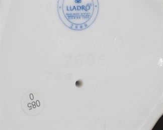 Lladro 7686 Pals Forever Society Edition Clown/Girl Porcelain Figurine 9 inches high