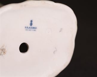 Lladro 4506 Lladro Shepherd Boy with Goat Matte Porcelain Figurine 11 inches high