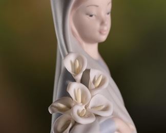 Lladro 4650 Girl with Calla Lilies Flowers Porcelain Figurine #2 9 inches high