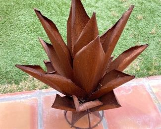 Rustic Metal Agave #10 Med 24 inches high