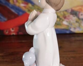 Lladro 6581Nighttime Blessing Girl Praying Porcelain Figurine 7 inches high