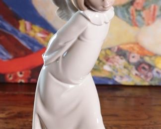 Lladro 4960 Curious Angel Porcelain Figurine 9.5 inches high.