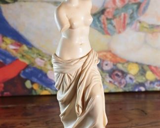 G. Ruggeri Sculpture Aphrodite Statue 9.75 inches high