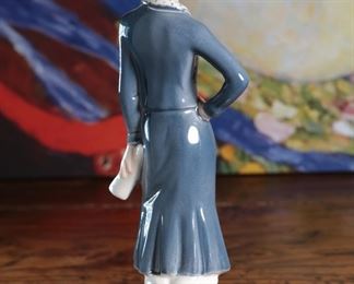 Vintage Goebel The Cosmopolitan Porcelain Figurine Made in German 8.5 inches high.
