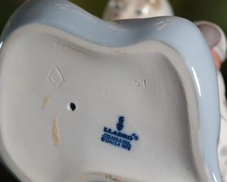 Lladro 5032 Little Friskies Girl with Cat and Dog Porcelain Figurine #2 7in h