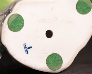 Lladro 4826 Rabbits Food, Bunny with Girl Porcelain Figurine 9 inches high