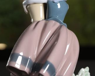 Lladro 5223 Spring is Here Girl With Flowers Porcelain Figurine 7 inches high