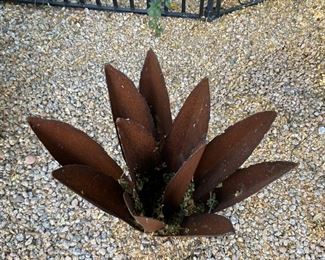 Rustic Metal Agave lg 19.5 inches high.