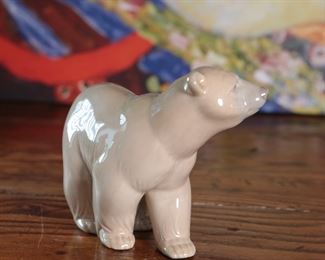 Lladro Attentive Brown Bear Porcelain Figurine 4 inches high