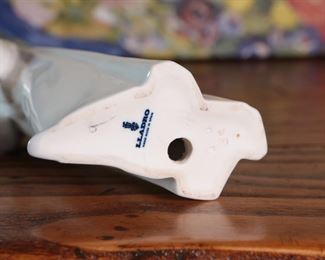 Lladro 4868 Girl with Candle Porcelain Figurine 8 inches high