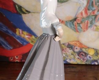NAO by Lladro 7381 The Water Carrier Girl Porcelain Figurine 12.5 inches high