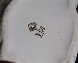 NAO by Lladro Swan Planter Porcelain Figurine 8.5 inches high