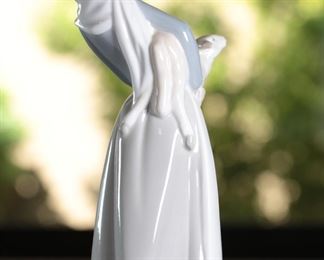 Lladro 4584 Girl with Lamb 11 inches high