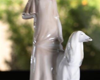 Reflections by Royal Doulton Promenade HN 3072 Porcelain Figurine 13 inches high