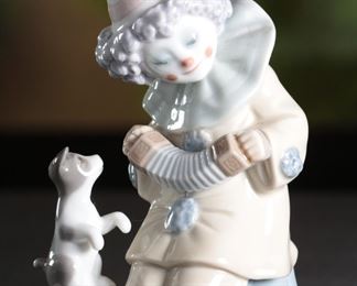 Lladro 5279 Pierrot Concertina Clown with Puppy Porcelain Figurine 5.75in high
