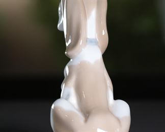 NAO by Lladro 375 Bloodhound Dog Porcelain Figurine 4.25 inches high.