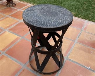 Outdoor Patio Drum End Table #2 2513.75 diameter.