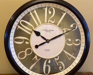 London Bridge Station Platform 2 Round Wall Clock 20in Diameter