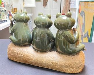 Live Love Laugh Frogs Ceramic Decor 12 x 17 x 5in HxWxD