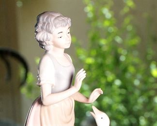 Duncan Royale Girl with Geese Porcelain Figurine 	10.5 inches high	
