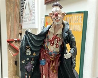 Duncan Royale History of Clown American Resin Figurine 	13 inches high	
