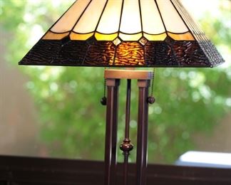 Modern FLW Bronze Table Lamp with Square Shade Slag Glass	25 x 16 x 16	
