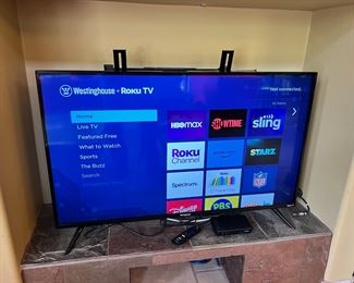 Westinghouse 43in  4K Ultra HD Smart Roku TV TVWR43UT4009 TV	25 x 38.25in 	

