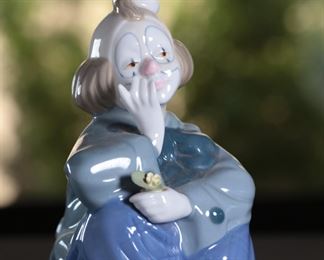 &nbsp;PS Paul Sebastian Clown Playing Violin Porcelain Figurine Mexican Ceramics 	7.25 inches high	
