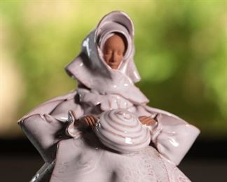 A. MASSIDDA Cagliari Statuina Ceramica Vintage Clay Figure	5.5 inches high.	
