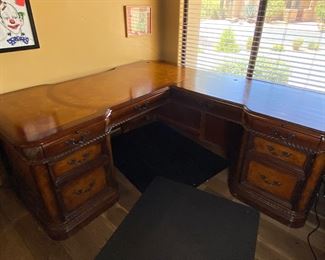 Aspen Home Executive Corner Desk	31 x 27.5 x 74–84in	HxWxD
