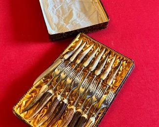 Stag Handle Fork & Knife Set Wingen Germany  	16 pieces	
