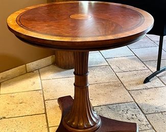 Ethan Allen Townhouse Accent Table Round PLT-9790	28 x 28in diameter	
