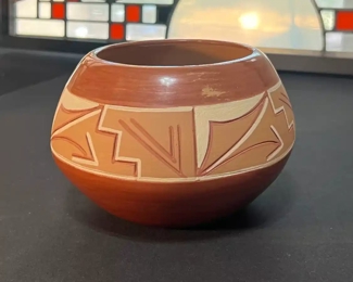 Dominguita Sisneros Naranjo Ohkay Owingeh (San Juan) Redware Pot Incised  Bowl Redware Pottery Native American 036	4 x 4in diameter at rim	
