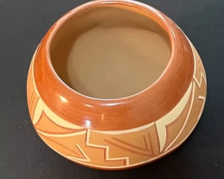 Dominguita Sisneros Naranjo Ohkay Owingeh (San Juan) Redware Pot Incised  Bowl Redware Pottery Native American 036	4 x 4in diameter at rim	
