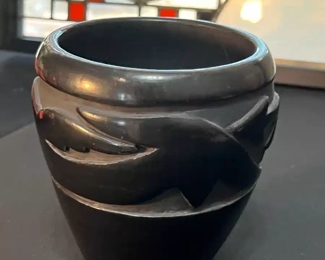 Mida Tafoya Santa Clara Pueblo Blackware Pot Vase Native American Pottery 	5.5 x 4.25in diameter at opening.	
