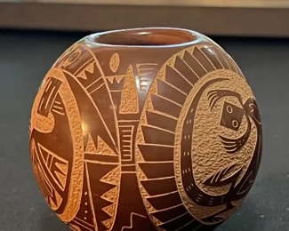 Mae Tapia Santa Clara Pueblo Pottery Seed Pot Native American Pottery Bowl	2.5 x 3in diameter	

