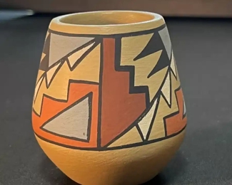 Joe & Thelma Talachy Pojoaque Pue Pot Native American Pottery Miniature 	3 x 1.5in at opening.	
